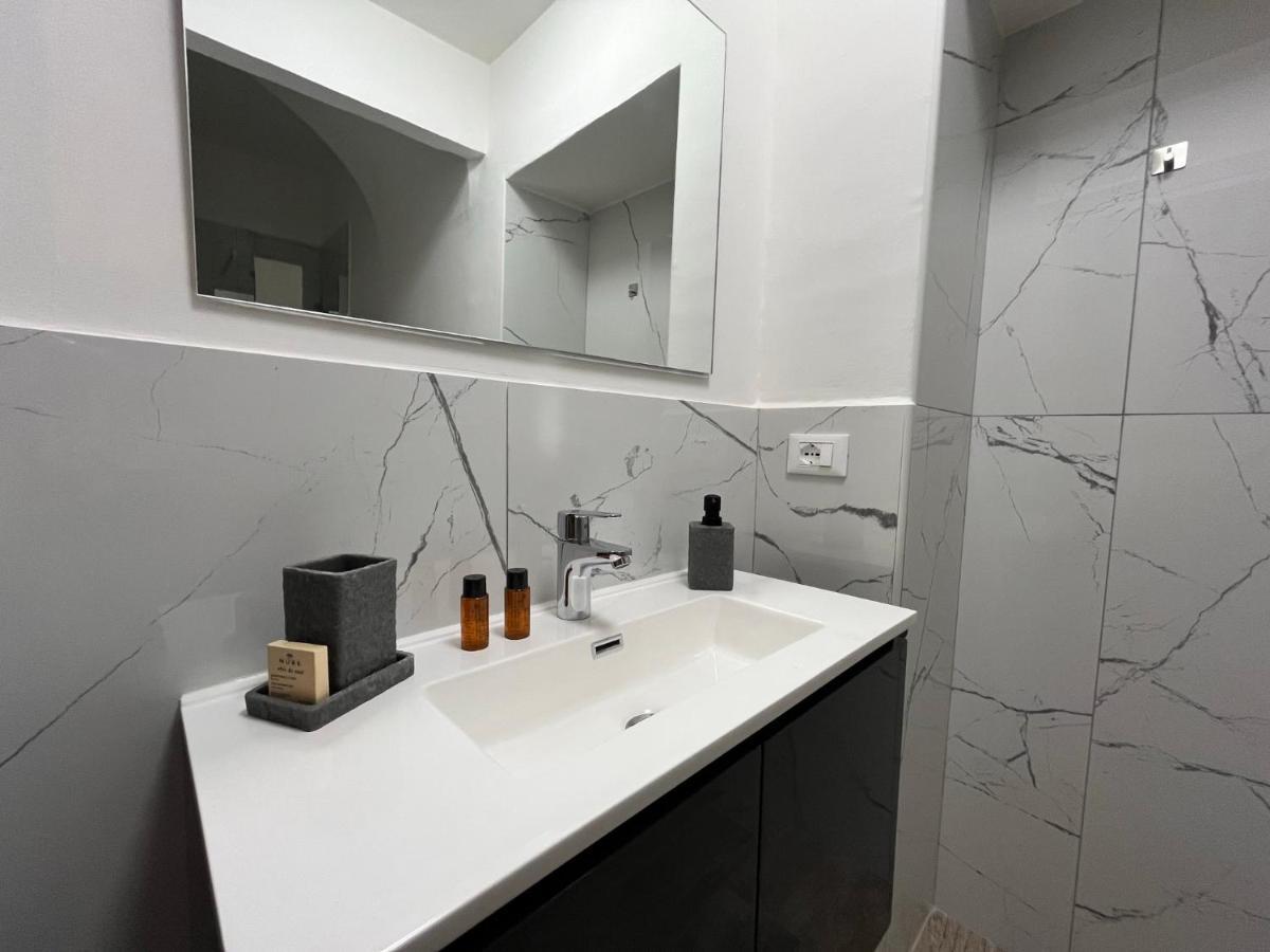 La Nicchia Apartment อัสตี ภายนอก รูปภาพ